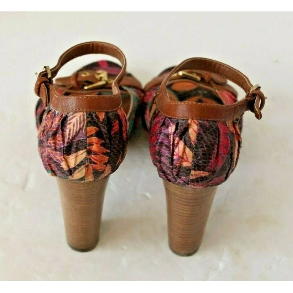Not Rated Crush On You Floral Boho Heels Wood Block Sandals Sz 6M